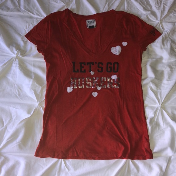 Husker V Neck Tee - Picture 1 of 3